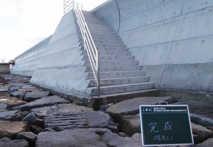 塩崎組の工事写真　渦井川水系　室川河川災害復旧工事